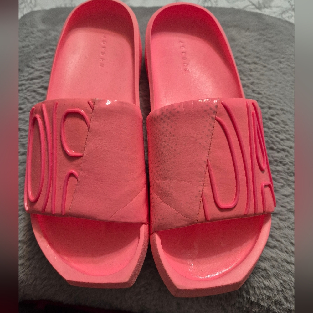 Women's Jordan Pink NOLA Sandals Sz 10